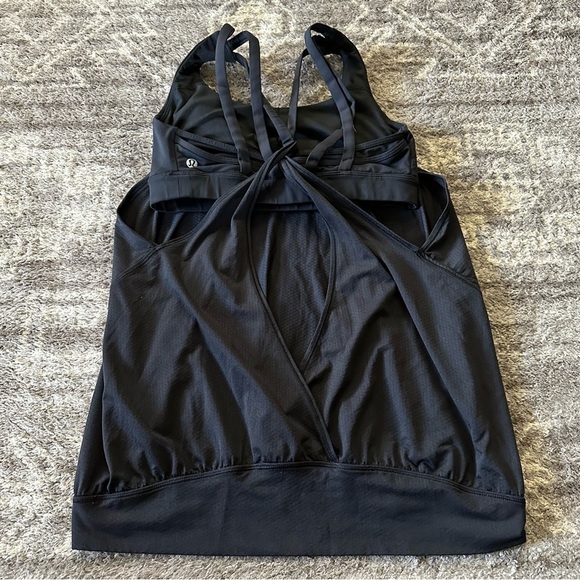 Lululemon Ready & Go Tank Strappy Twist Built in Bra - Picture 5 of 10